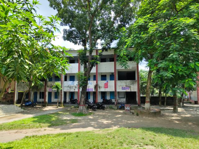 ক্যাম্পাস দৃশ্য ১